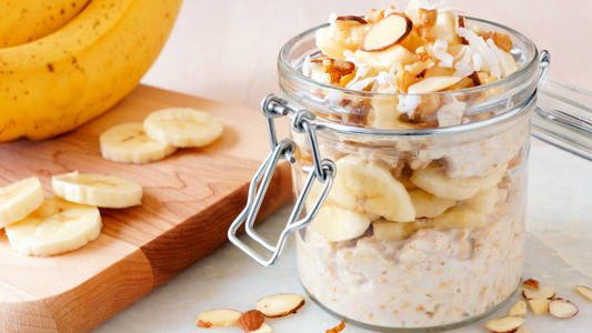 Overnight Oats with Formula 1 guide with purple comparison cards, useful tables, FAQ dropdowns and Lose Weight Feel Great shop links.